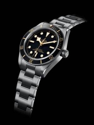 ロレックス創立者による腕時計ブランド「チューダー」が日本初上陸、新宿伊勢丹にて多彩なモデルを展開