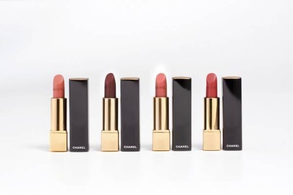 シャネルがホリデー限定アイテムのポップアップを新宿伊勢丹で開催 18年10月26日 ウーマンエキサイト 2 3