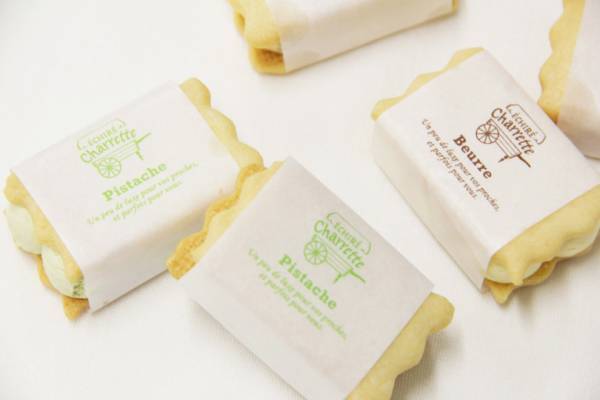 エシレ バターの焼き菓子専門店が新宿伊勢丹に新規オープン! 早速「サブレサンド」を買ってみた