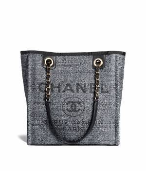 シャネルが代官山に期間限定ブティックをオープン! 最新クルーズコレクションや限定アイテムが並ぶ