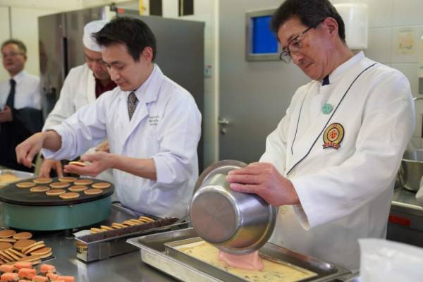 名店、新店、職人 パリで和菓子に出会う 【CHAPTER.4：パリで和菓子イベント】