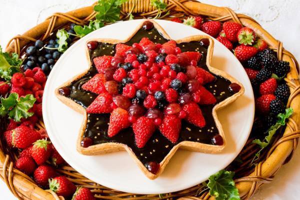 キルフェボンに濃厚なチョコレートやイチゴを使用した冬メニューが登場!