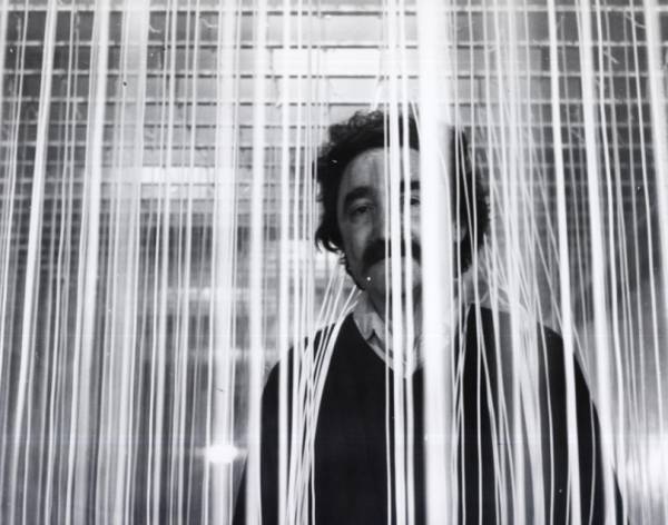 エスパス ルイ・ヴィトン東京で今は亡きアーティスト、ヘスス・ラファエル・ソトのインスタレーション展示