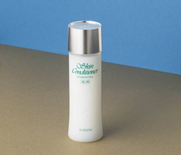 新宿伊勢丹の2018年ベストセラーコスメを発表。今年、多くの人を魅了したアイテムをチェック! 【スキンケア編】