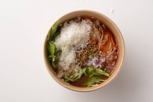 【OL食事情at 12:00PM】おひとりさまでも気軽に入れる中華料理店「チプーン」、満足度たっぷりのヘルシーなヌードル＆バーガー