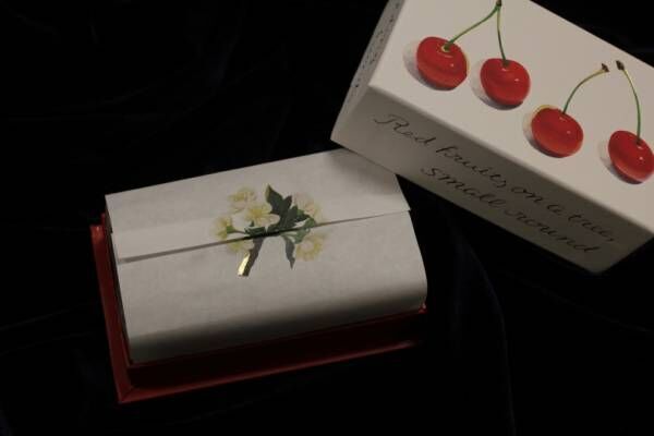 こころほどける甘やかな洋菓子に、花を添えて。ルル メリーのロマンティックなチョコレートスイーツを贈ろう【EDITOR'S PICK】