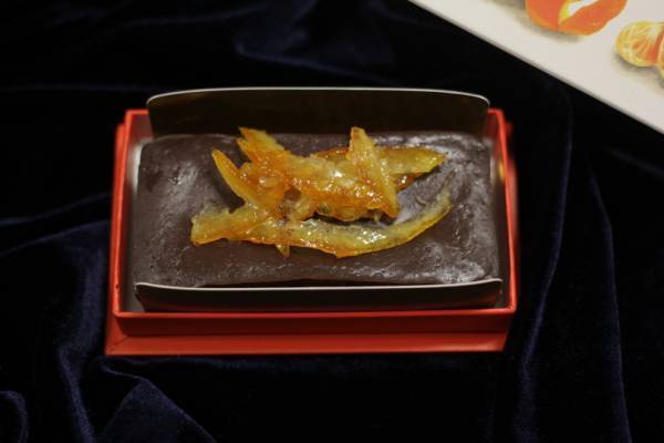 こころほどける甘やかな洋菓子に、花を添えて。ルル メリーのロマンティックなチョコレートスイーツを贈ろう【EDITOR'S PICK】