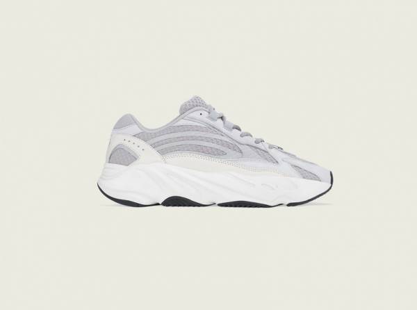 アディダス×カニエ・ウエストの「YEEZY BOOST」から、今年最後の新作スニーカー2型が発売!