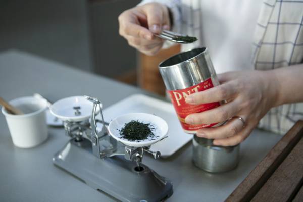 【OL食事情at 14:00PM】パリと東京をつなぐ、日本茶サロン。浜町「サロン・ド・テ パピエ ティグル」