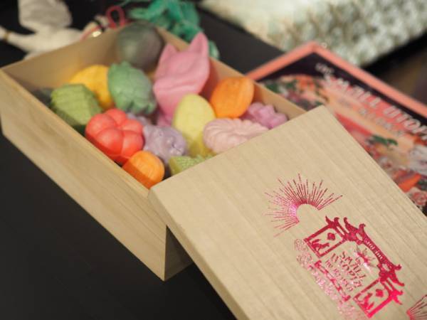 今年は“桃色のユートピア”。KLOKAが贈る摩訶不思議なバレンタインショップ