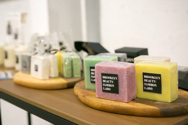 今、新木場がおもしろい! ブルックリン発のライフスタイルショップ「BROOKLYN BEAUTY / FASHION LABO」