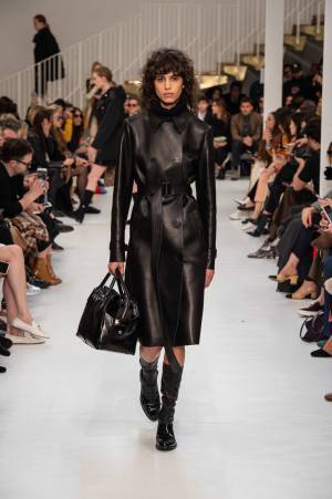 【ルック】トッズ2019-20秋冬ウィメンズコレクション
