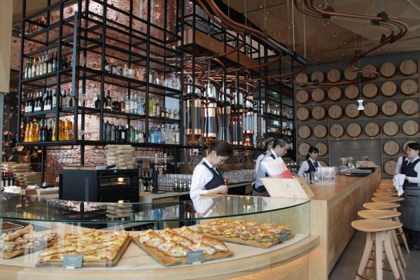 【レポート】国内初! 世界で5店舗目の「スターバックス リザーブ® ロースタリー」が中目黒にオープン。建築デザインは隈研吾