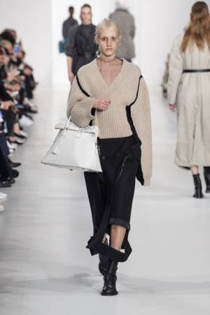 【ルック】メゾン マルジェラ2019-20秋冬ウィメンズ「デフィレ」コレクション