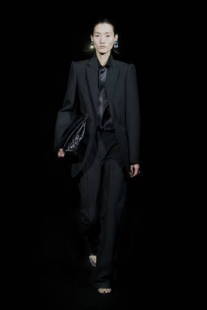 【ルック】バレンシアガ2019-20秋冬コレクション
