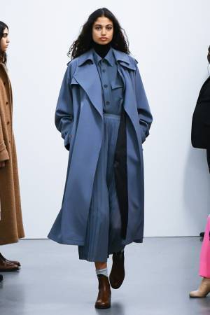 オーラリーがパリデビュー。ブランクーシのアトリエで【2019-20秋冬コレクション】