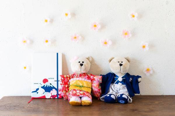 スタバに桜舞い散る春の富士山をデザインしたアイテムが登場! 日本限定のベアリスタも