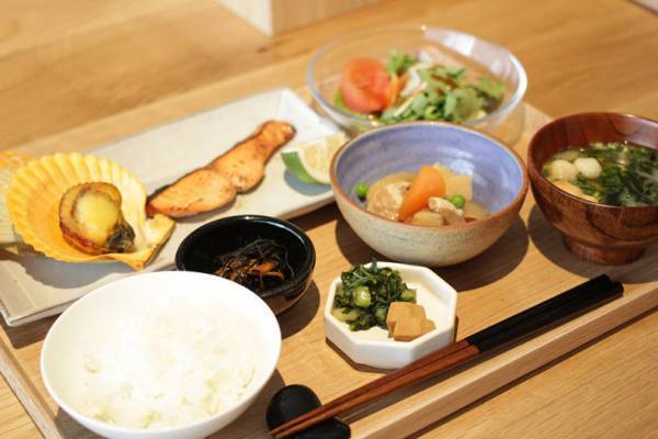 無印良品、日本初の「MUJI HOTEL」がついにオープン! 体と心を整える9タイプの客室をレポート