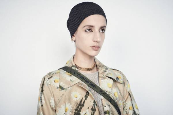 ディオールが新作バッグを発売。マリア・グラツィア・キウリが提案する「ディオールキャンプ」