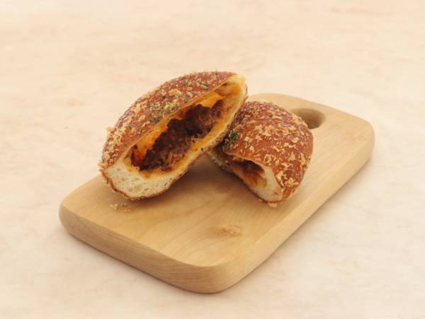 パン激戦区、東京駅の人気パンランキング! 春からの新生活におすすめの一品は？