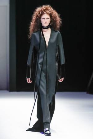 【ルック】ヒロココシノ2019-20年秋冬コレクション