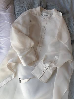 ビューティフルピープルのドレスシャツ、“日常の中にある 大切で待ち遠しくて特別な日” に着たい服【EDITOR'S BLOG】