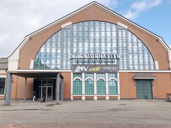 ビートルズ『ホワイトアルバム』だけを集める美術家ラザフォード・チャン【EDITOR'S BLOG】