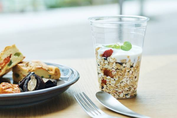 横浜「資生堂グローバルイノベーションセンター」にオープンした“ベジセントリック”カフェって?