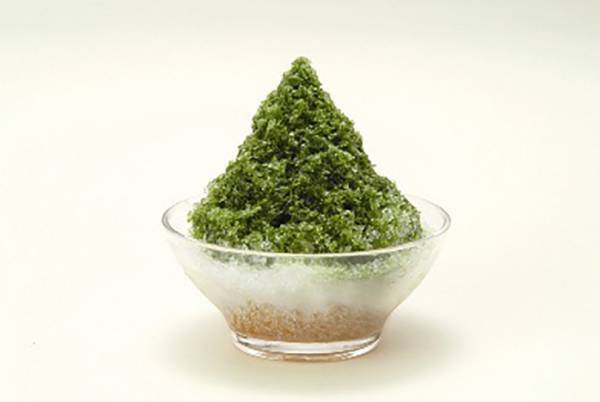 今年も虎屋菓寮に「宇治金時」に「氷あんず」など、上品な美味しさのかき氷メニューが登場