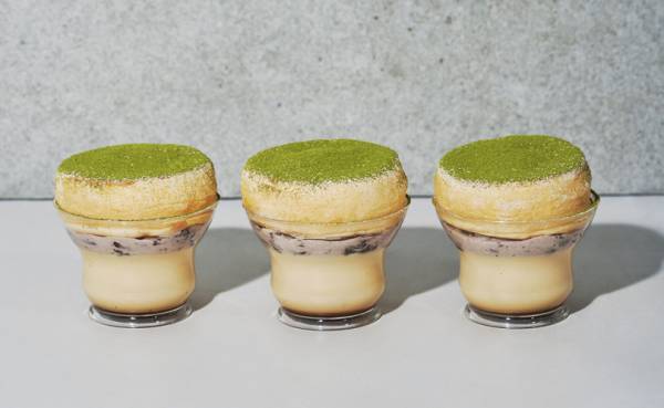 フリッパーズから、新緑の季節にぴったりな「宇治抹茶」を使用した奇跡のパンケーキが登場!