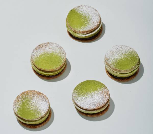 フリッパーズから、新緑の季節にぴったりな「宇治抹茶」を使用した奇跡のパンケーキが登場!