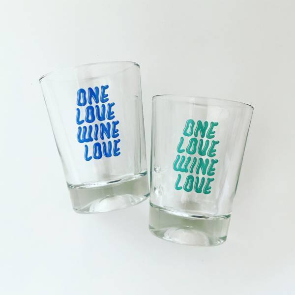 誰でも楽しめるワインイベント「One Love, Wine Love」。約180種のワインを飲み比べ