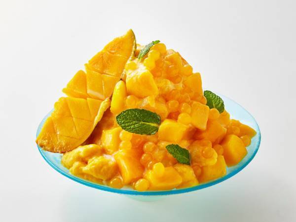 メロンやパイナップルの器に盛られたかき氷! ホテル日航大阪で「プレミアムかき氷」を提供