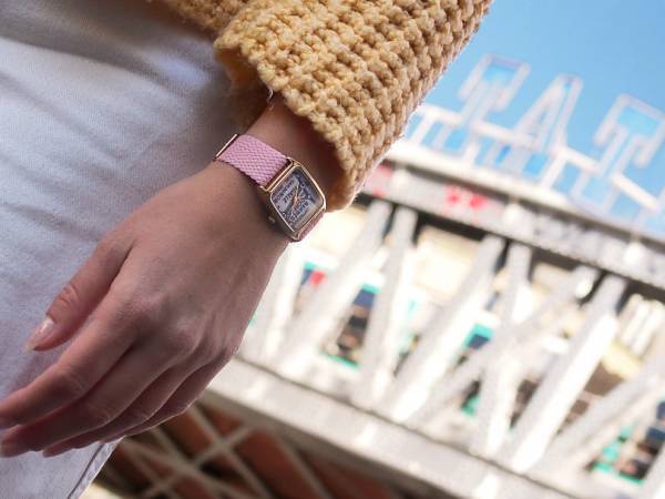 パリ発の腕時計ラプス、60～80年代のレトロなアートピースを採用した新作が登場