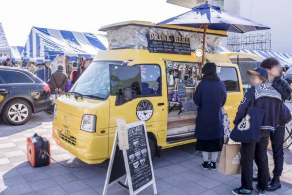 古着屋が大集結! 国内最大級の古着祭「フルギフェス」に約300店舗が出店