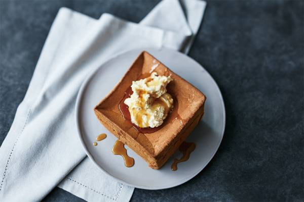 ブール アンジュからシフォンケーキのような“ひんやり”スイーツ食パン「パン ド ミ シフォン」発売