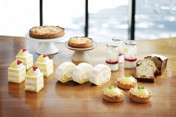 アンダーズ 東京に旬のピーチを使ったアフタヌーンティー&スイーツが登場