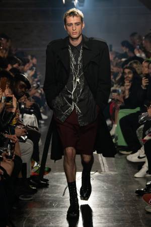 ロンドンの街と文化に共鳴するジョン ローレンス サリバン、ますます存在感が増す【2020春夏コレクション】