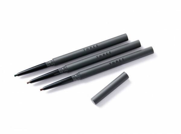 スリーの2019年秋冬コレクション、クリスタルの輝きをイメージしたアイパレットやリップ