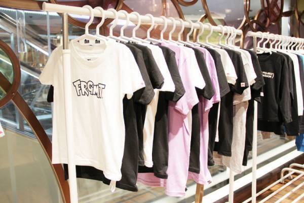 【更新】藤原ヒロシ×ポケモン「THUNDERBOLT PROJECT」のポップアップを新宿伊勢丹で開催。ミュウとミュウツーをモチーフにしたアイテムを展開