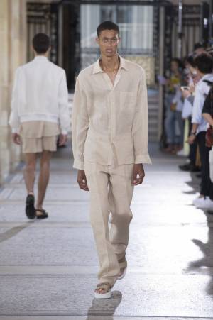 【ルック】オーラリー2020春夏コレクション