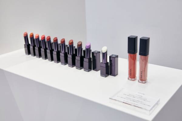 コスメティックブランド「shiro」から「SHIRO」へ