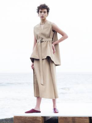 【ルック】ヨウヘイオオノ2020春夏コレクション