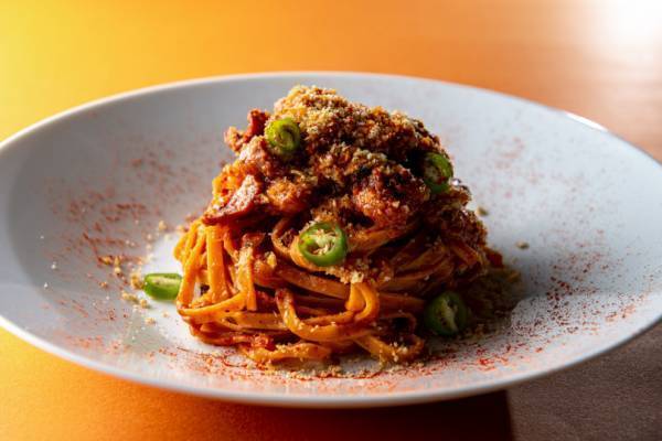 表参道ヒルズに旨辛メニューが期間限定の登場! シビレ系担々麺から生姜カクテルまで