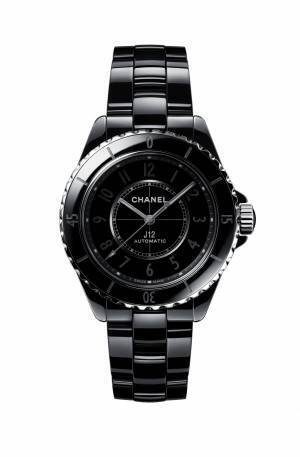 シャネルのリニューアルしたアイコンウォッチ「J12」からフルブラック＆ホワイトモデルが登場