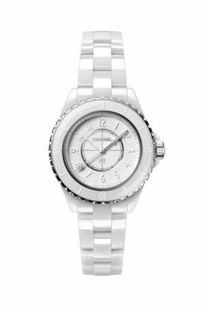 シャネルのリニューアルしたアイコンウォッチ「J12」からフルブラック＆ホワイトモデルが登場