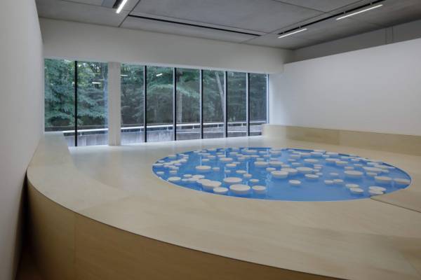 ポーラ美術館で初の現代美術の企画展、モネやピカソら巨匠と現代アートが共演