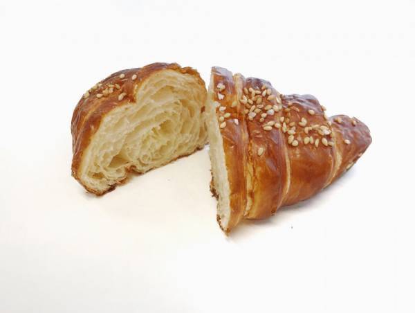 ドイツで修業を積んだシェフが手掛ける「ヒンメル」のパン作り。自然酵母で作られたプレッツェルやクラブフェン【今週のパン：Vol.9】