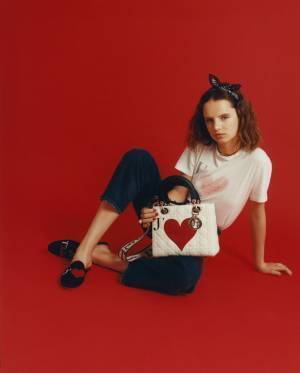 赤いキーカラーとハートのモチーフ! ディオールの限定「ディオールアムール」コレクション