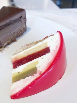 五感で味わうピエール・エルメ・パリのノエルコレクション【2019年クリスマスケーキ】